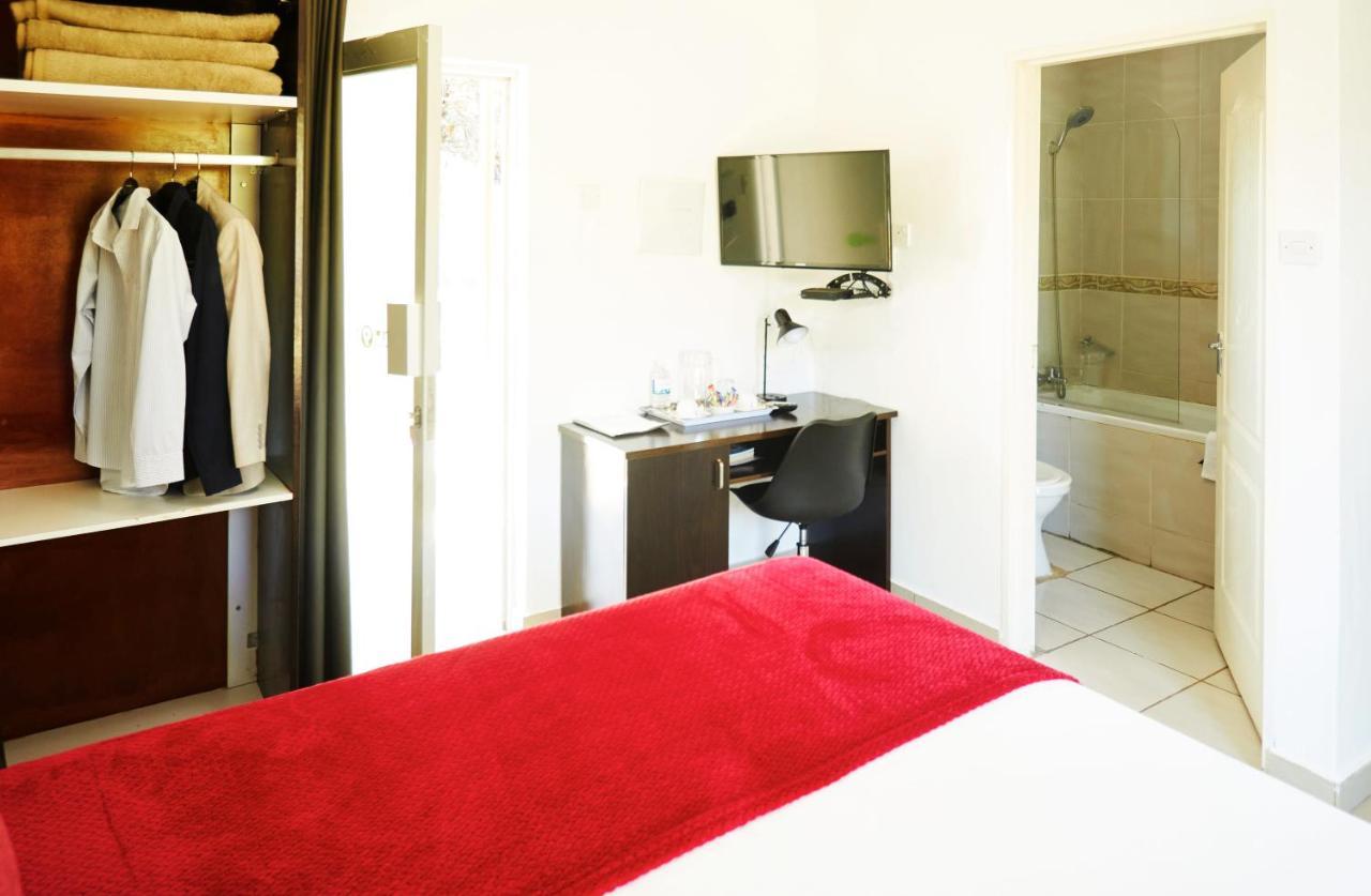 Laha Hotel Maun Zewnętrze zdjęcie