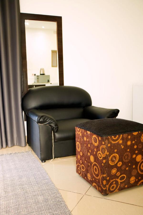 Laha Hotel Maun Zewnętrze zdjęcie