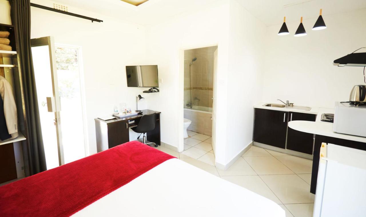 Laha Hotel Maun Zewnętrze zdjęcie