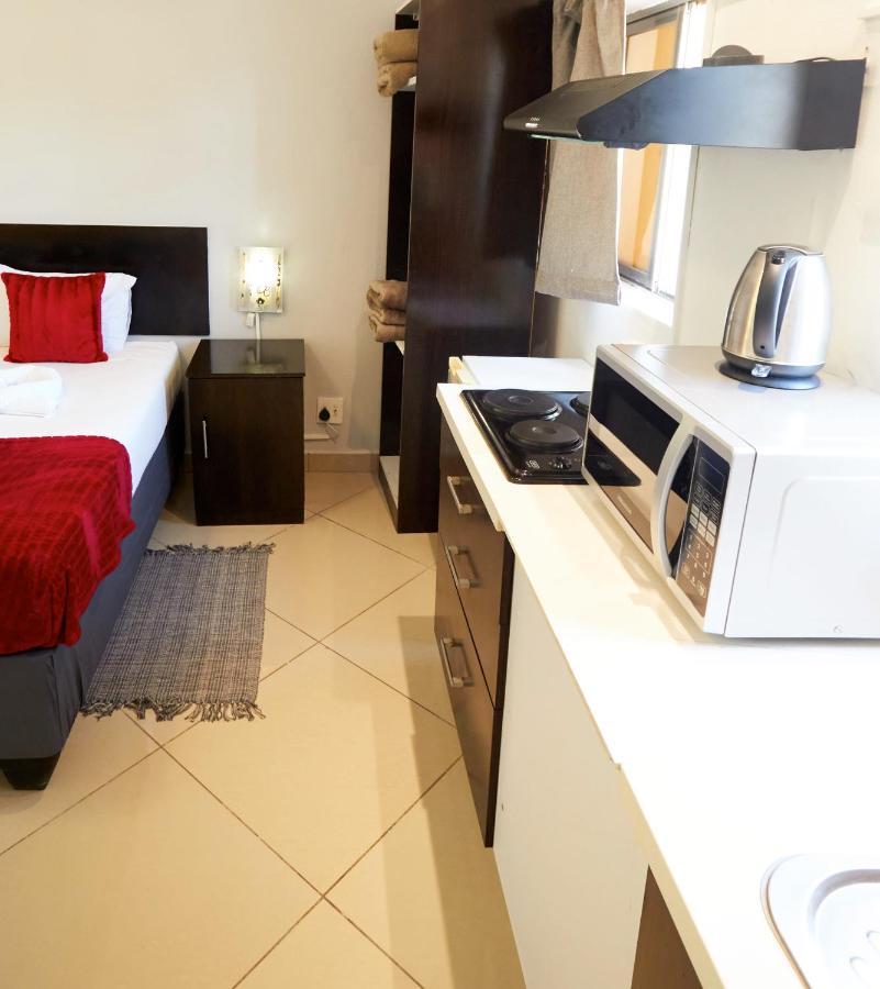 Laha Hotel Maun Zewnętrze zdjęcie
