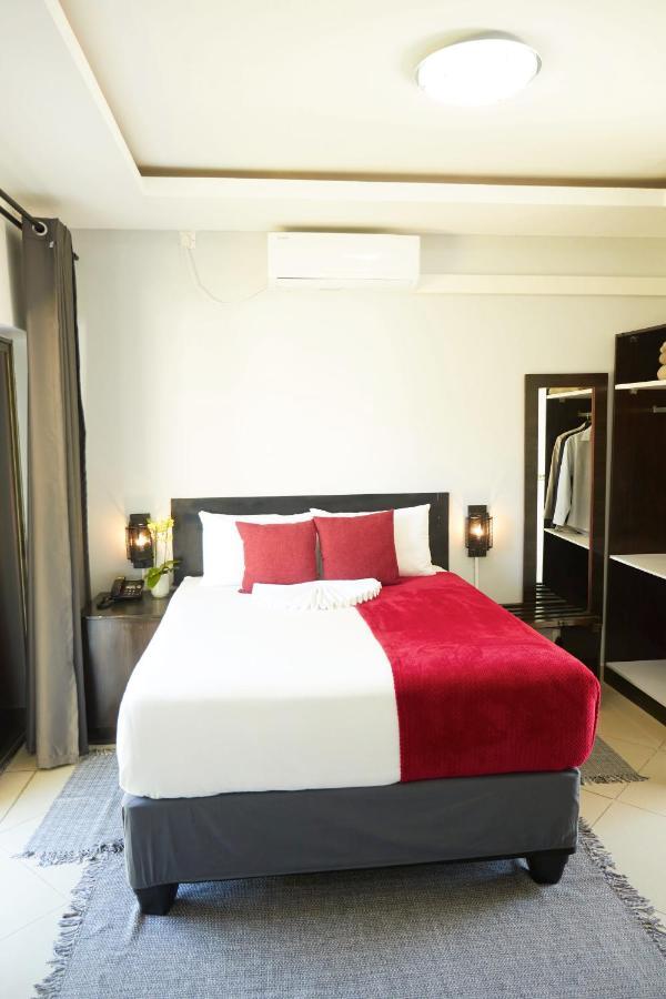 Laha Hotel Maun Zewnętrze zdjęcie