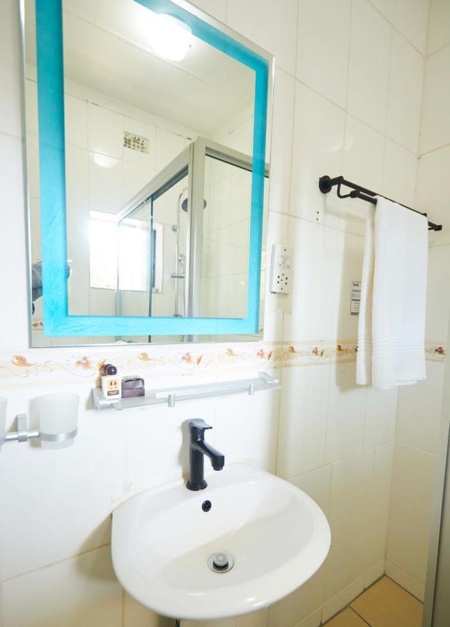Laha Hotel Maun Zewnętrze zdjęcie